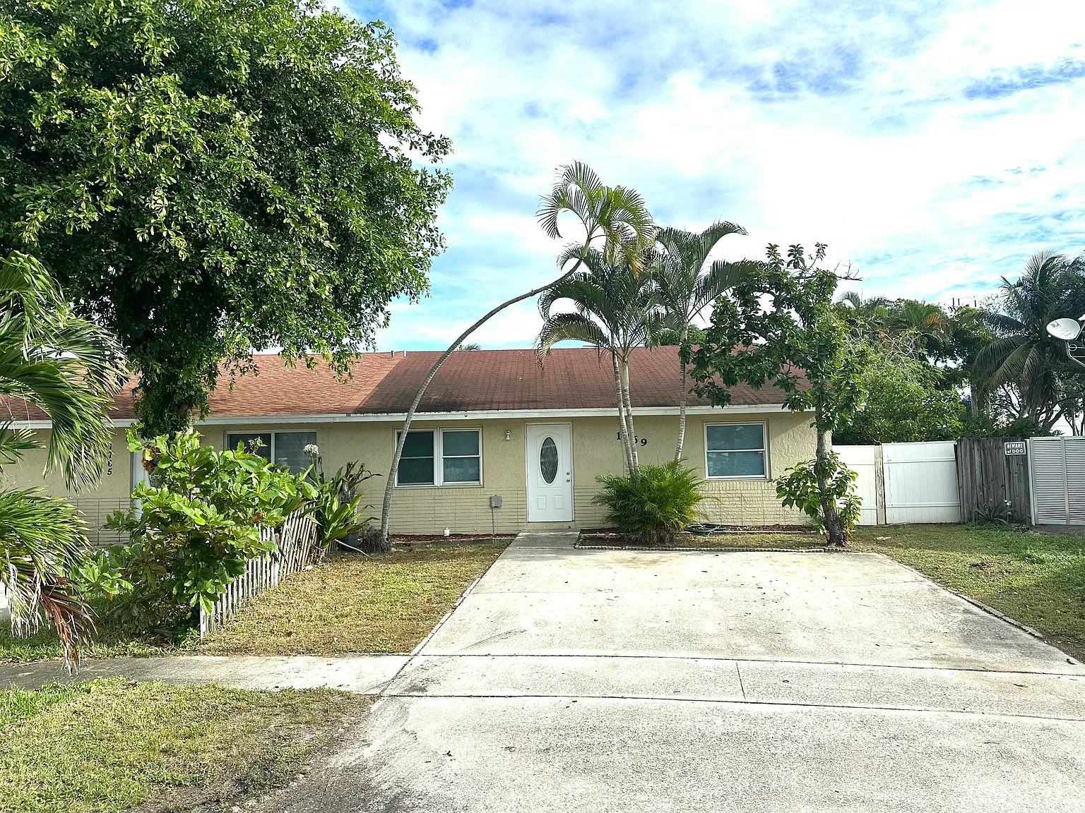 3 bed, 2.0 bath, 1216 sqft, $2,750 — Photo 1