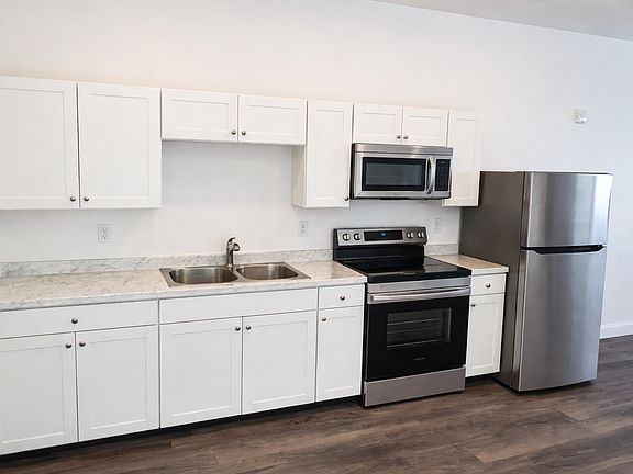 5th image of 308 Hill St #1