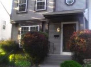 2124 W Vine St, Milwaukee, WI 53205
