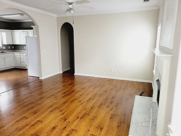 5295 Cottage Ln — Photo 2