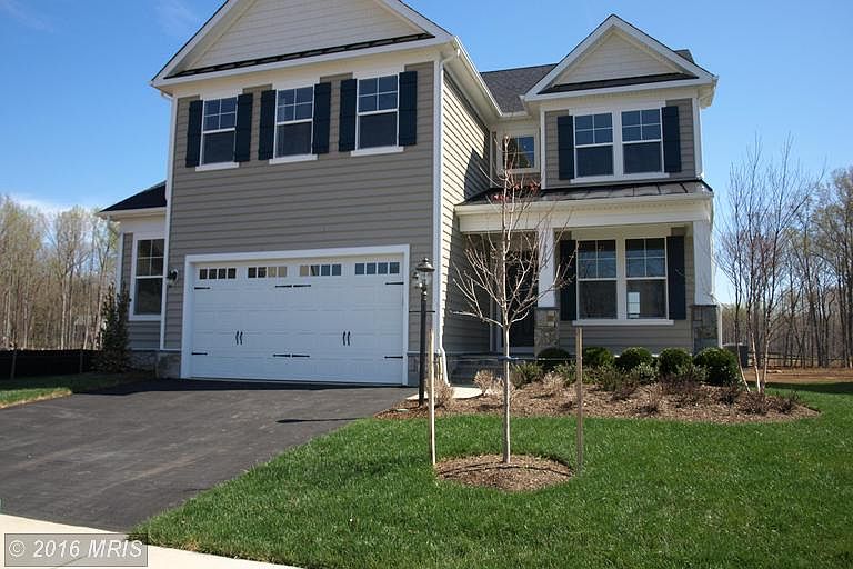 1st image of 7143 Lake Dr