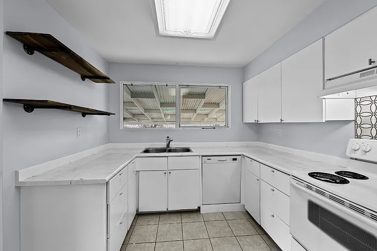 2235 Shannon Pl #1A — Photo 8