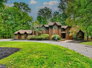 2413 Velvet Ridge Dr, Owings Mills, MD 21117