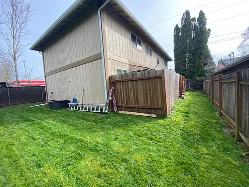 2416 Kauffman Ave Photo 1
