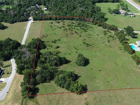 2nd image of 4770 County Road 2900