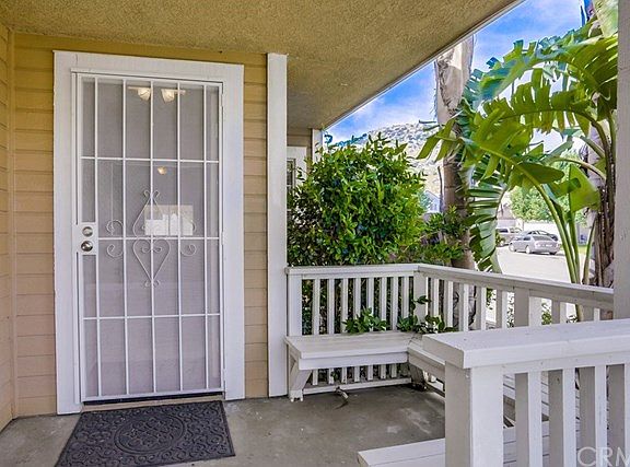 5th image of 16365 Apple Gate Dr