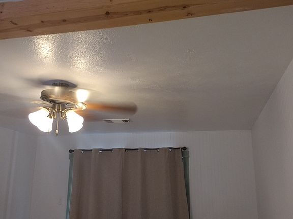 3rd image of 32 Cedar Dr