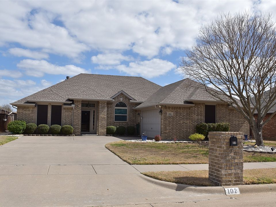 1st image of 102 Monarch Ct