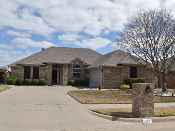 102 Monarch Ct, Waxahachie, TX 75165