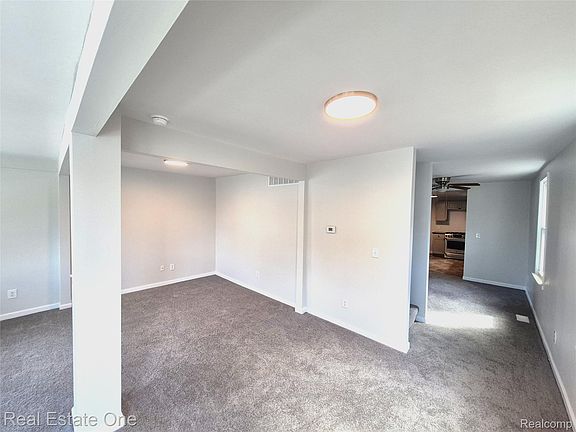 5th image of 51 Elizabeth St