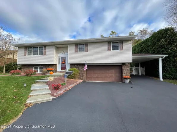 612 Park St, Mayfield, PA 18433