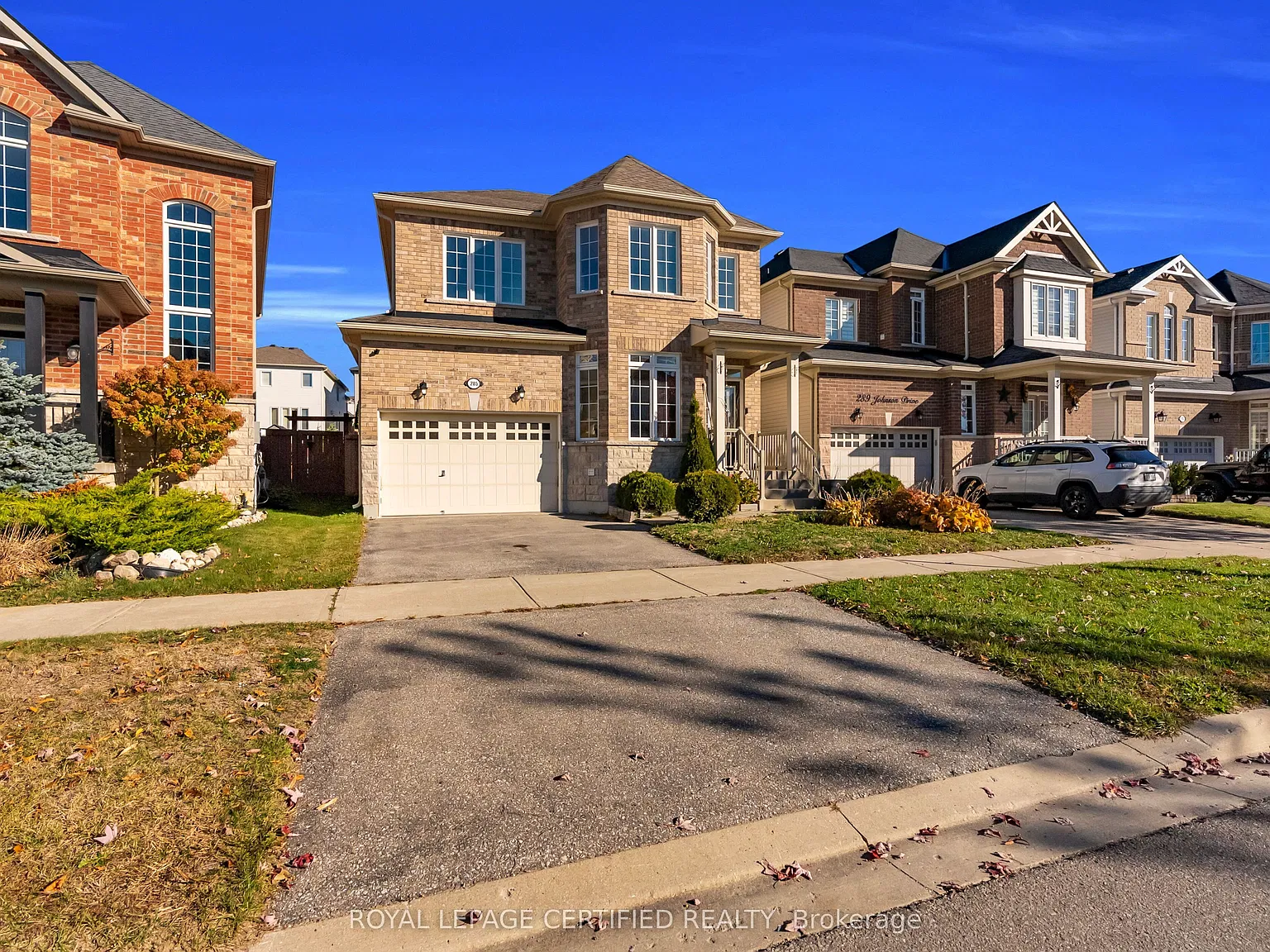 4 bed, $2,699 — Photo 2