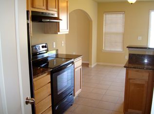 919 Kensington Dr, Centerton, AR 72719