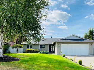 204 E Parkside Ct, La Center, WA
