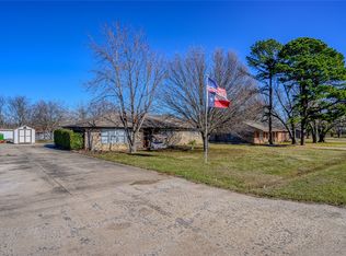 709 W Cheri Ann St, Bells, TX 75414