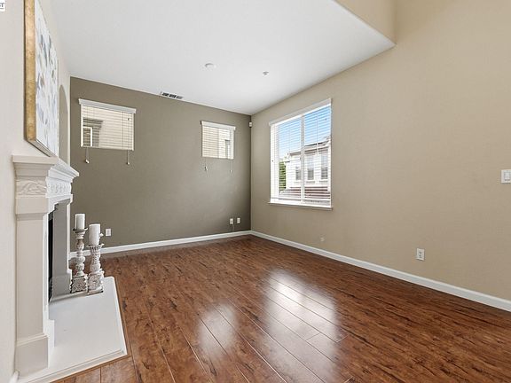 5th image of 6005 Hillbrook Pl