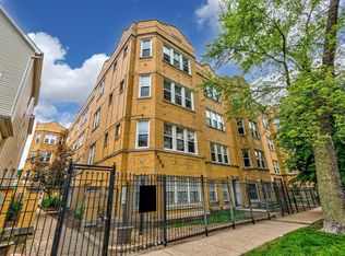 3555 W Lyndale St #3B, Chicago, IL 60647