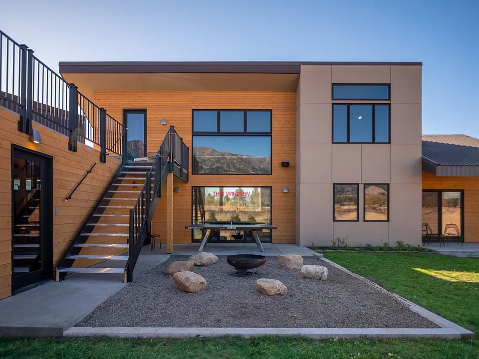 Fire Pit, Ping Pong, Lawn