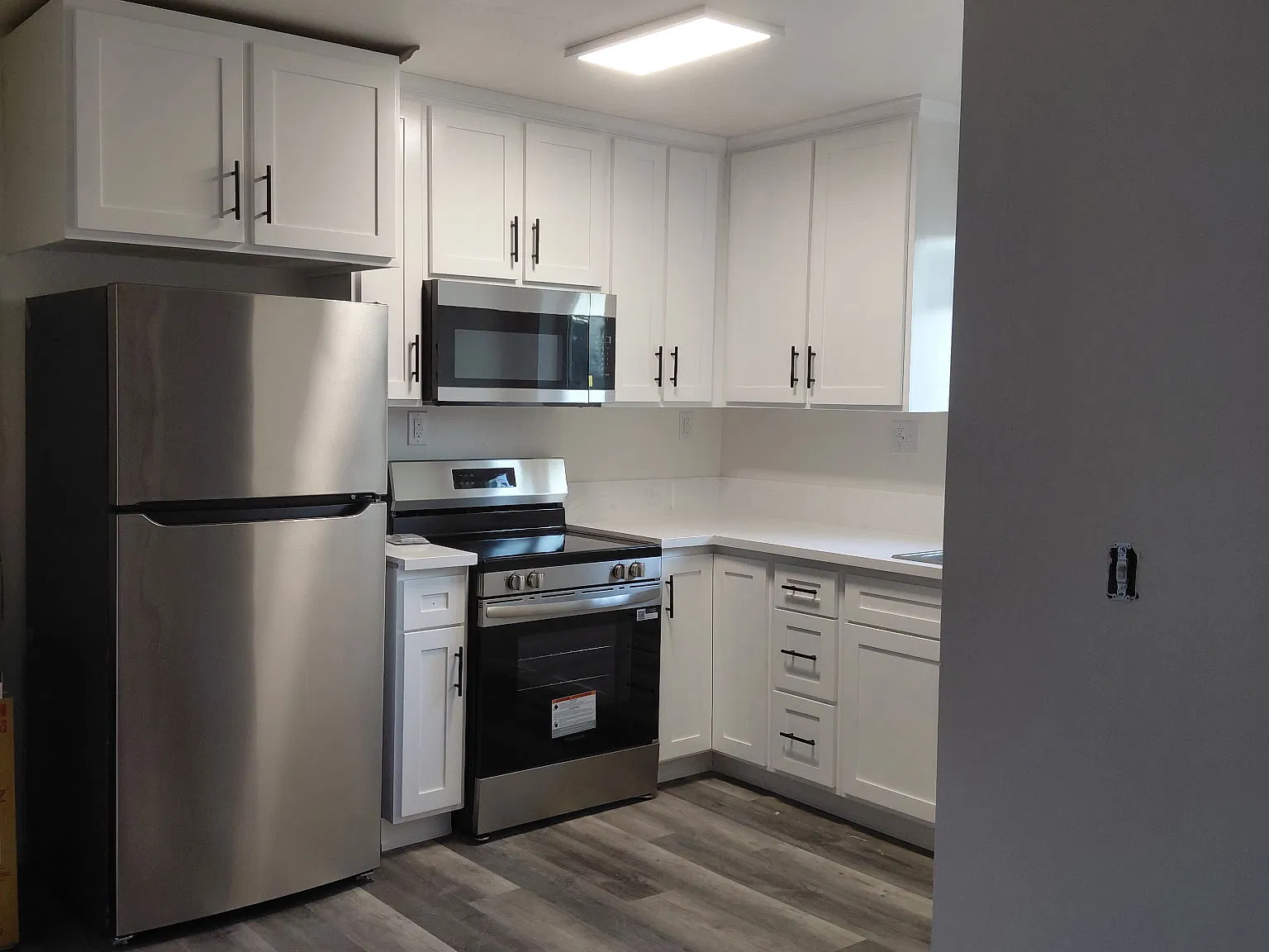 2 bed, 600 sqft, $1,300 — Photo 4