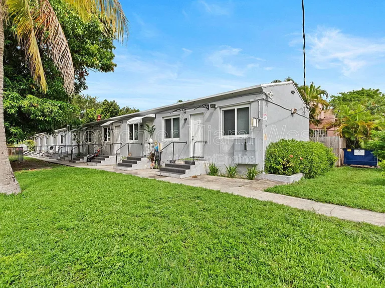 110 NW 9th Ave #5 — Photo 19