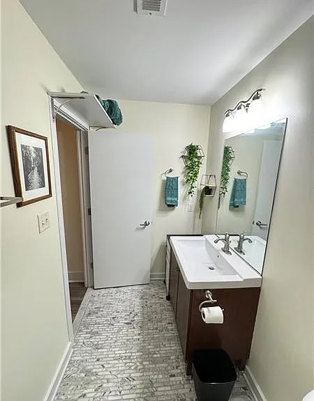 528 Selma St #B — Photo 27
