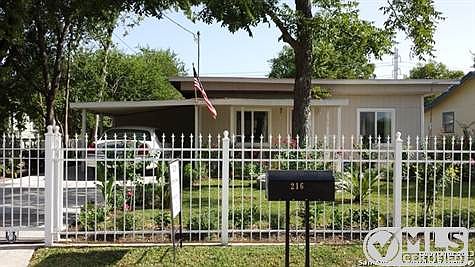 4th image of 216 Rosebud Ln