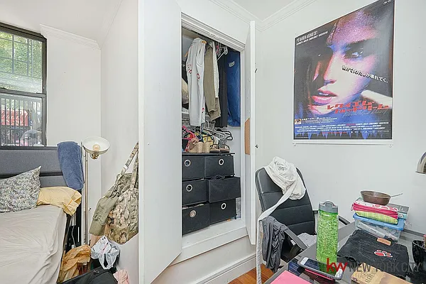 Rented by Keller Williams NYC | media 12