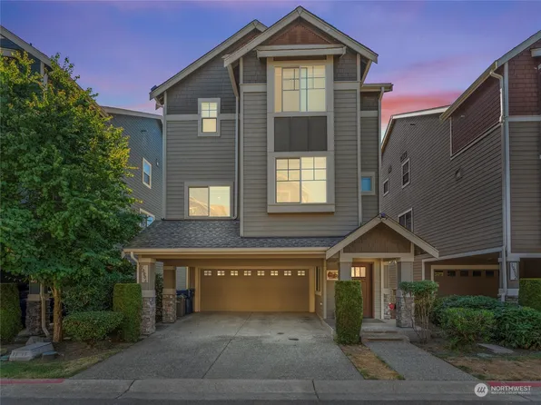 10006 12th Avenue SE, Everett, WA 98208