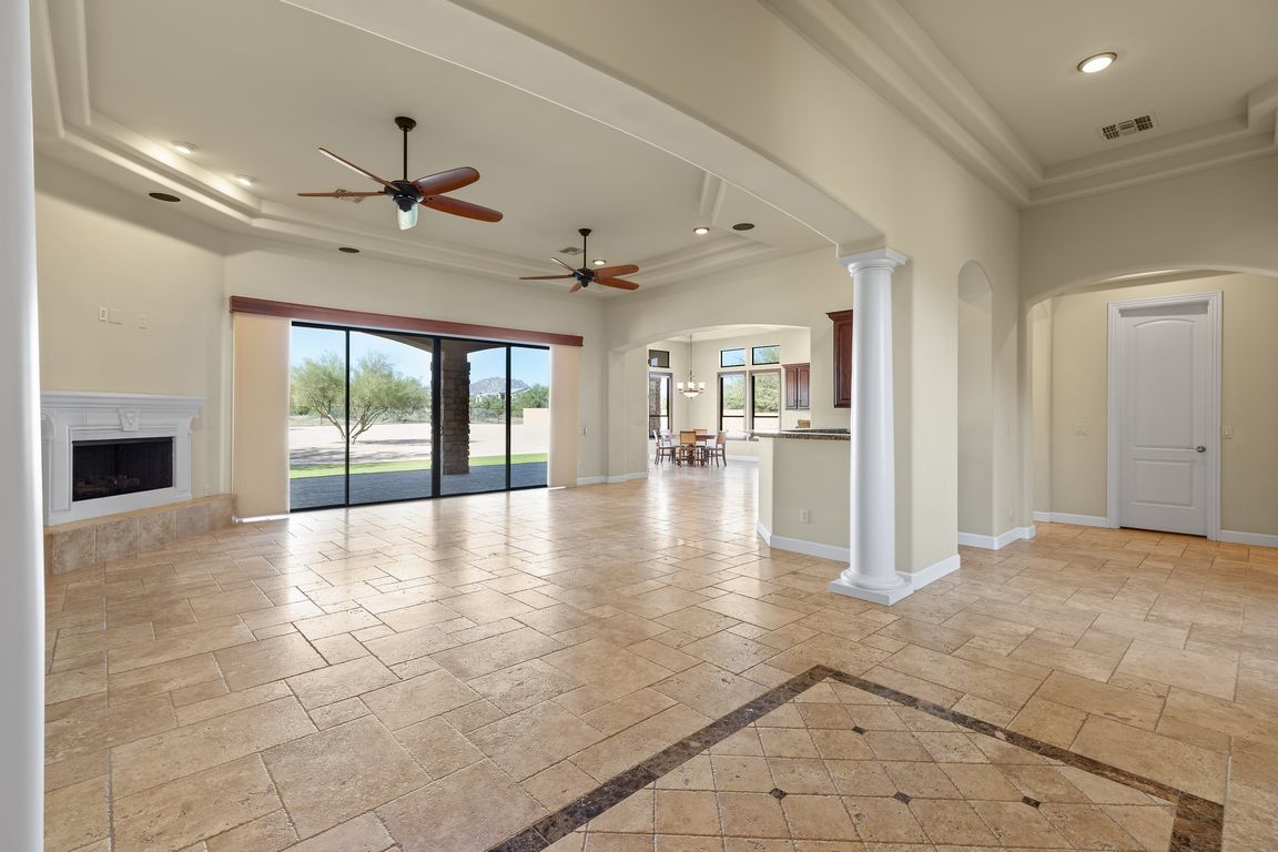 next background image