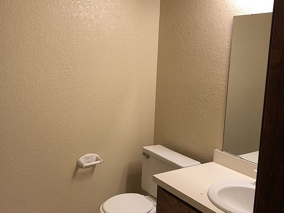 5th image of 341 SW 92nd St