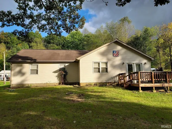 12690 Chicken Farm Rd, Shoals, IN 47581