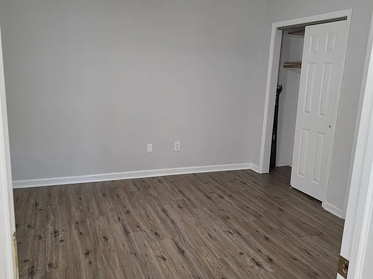 6 Linden Ave — Photo 11