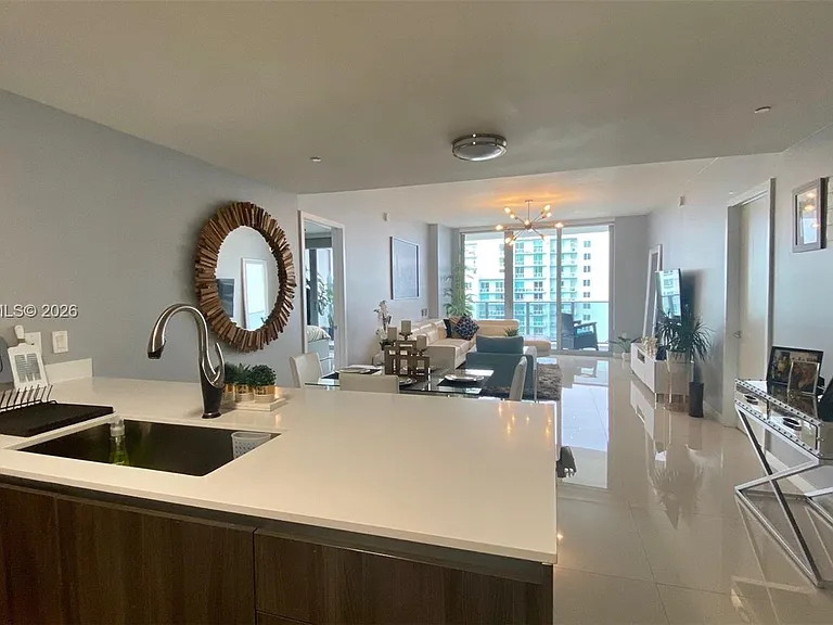 488 NE 18th 4809 Miami #4809 — Photo 10