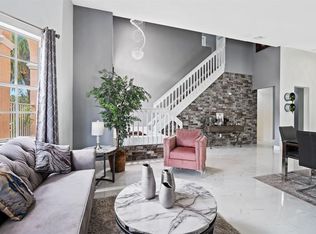 338 NW 152nd Ln, Pembroke Pines, FL 33028