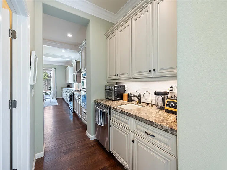4382 Malana Way — Photo 14