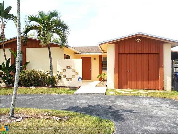 4th image of 341 SW 83rd Ave