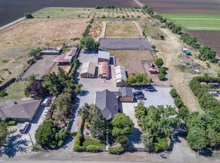 991 Wright Rd, Hollister, CA 95023