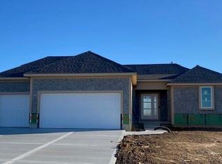 18821 Bittersweet Dr, Spring Hill, KS 66083