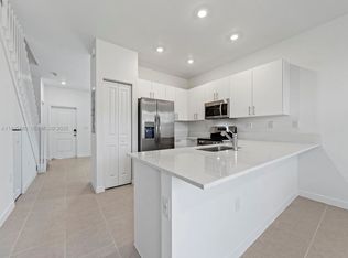 1528 SE 27th Rd, Homestead, FL 33035