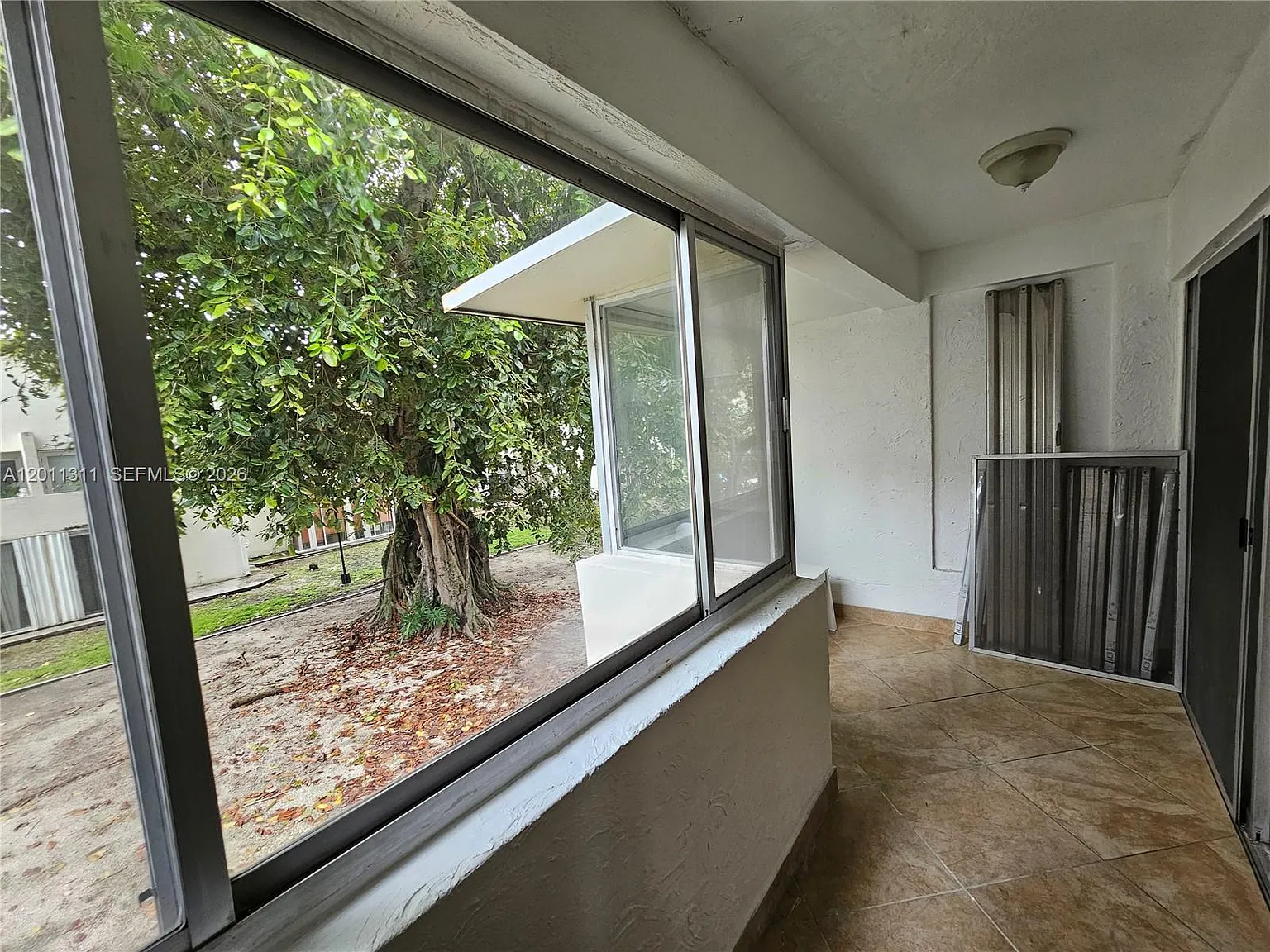 La Arboleda Condo — Photo 4