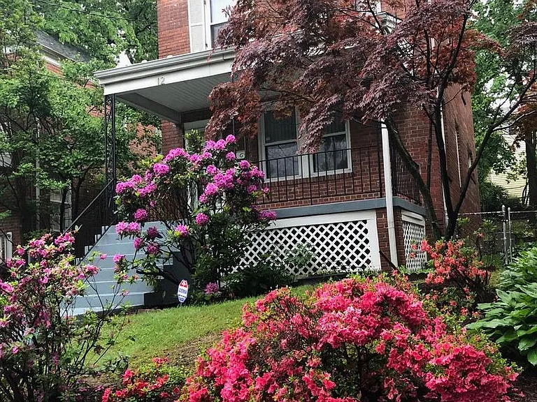 12 Walnut St NW — Photo 1