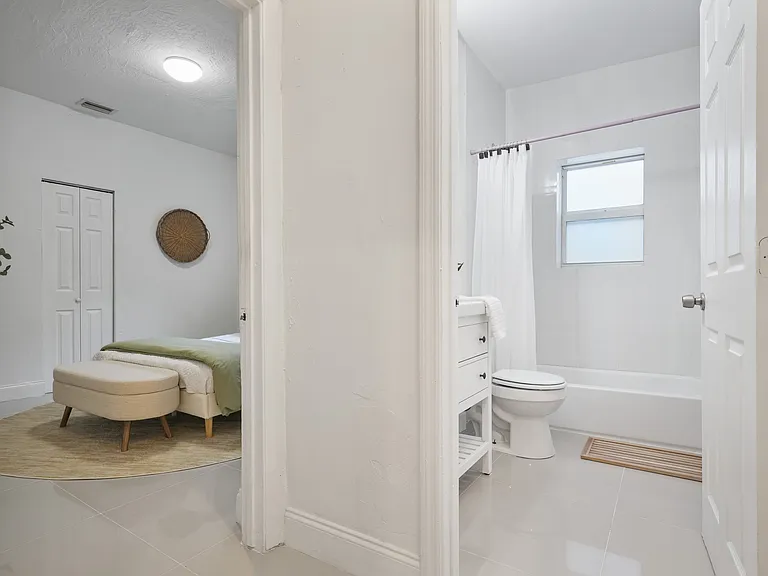 790 NW 51st St — Photo 30