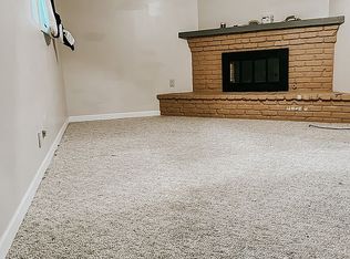 313 W L St, Aurora, NE 68818