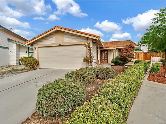 2nd image of 2897 Bouveron Ct