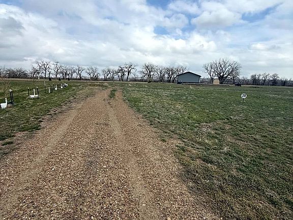 4th image of Nhn Boxcar Rd