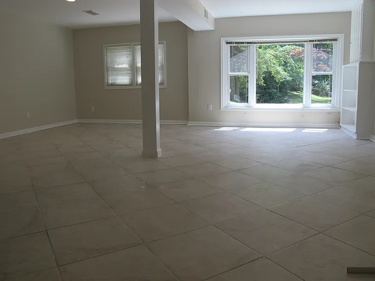 1115 Westbriar Ct NE — Photo 14