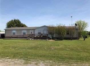 8814 Rodeo Dr, Terrell, TX 75160