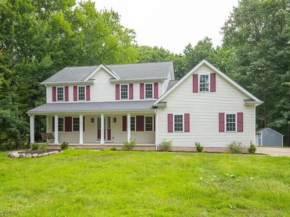 38055 Rogers Rd, Willoughby Hills, OH 44094