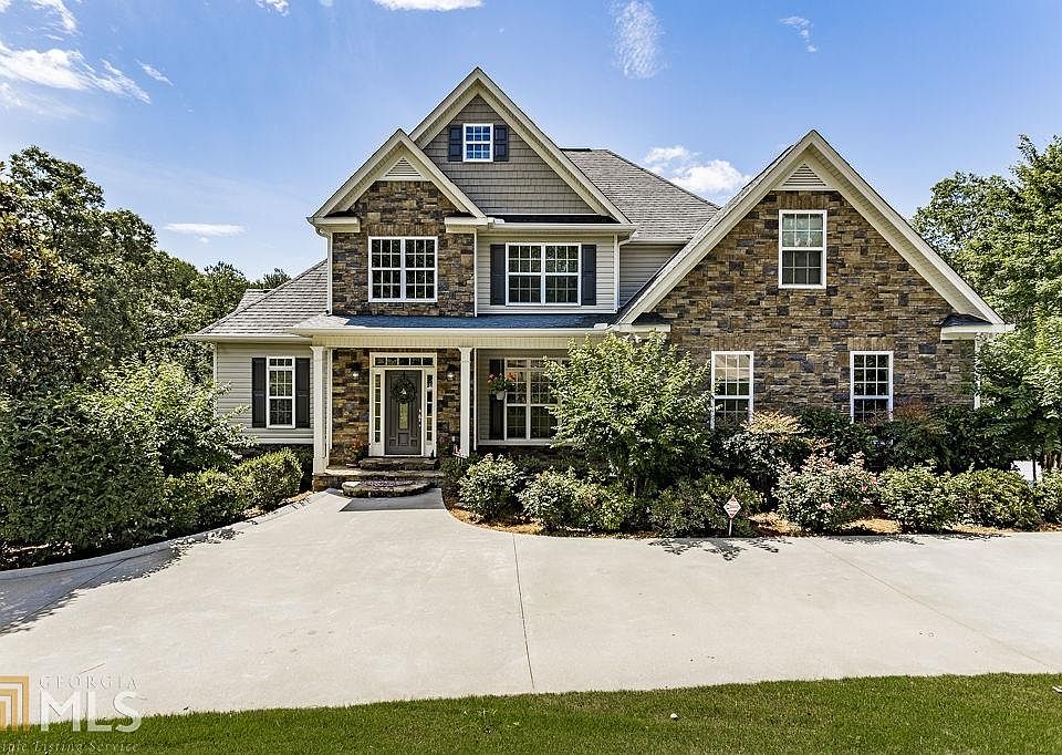 1st image of 289 Northwoods Dr