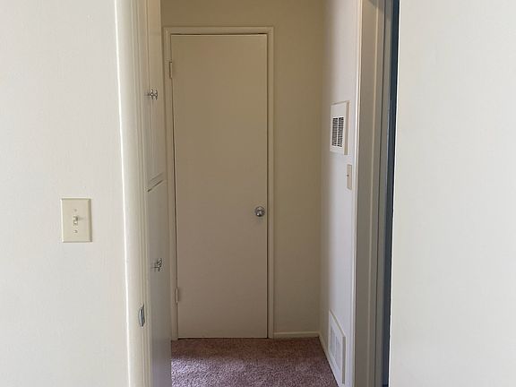 5th image of 12415 Weddington St APT 5
